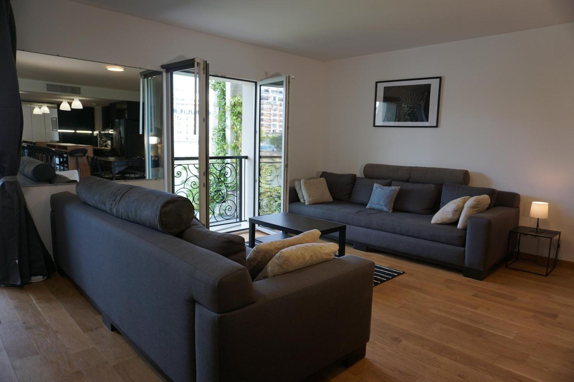 Apartment Residences Grande Jatte, Bord De Seine, 52m2 A 97m2, Hopital Americain A 600m