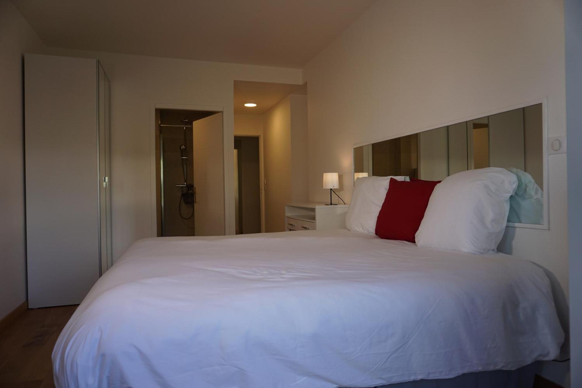 Residences Grande Jatte, Bord De Seine, 52m2 A 97m2, Hopital Americain A 600m Apartment *